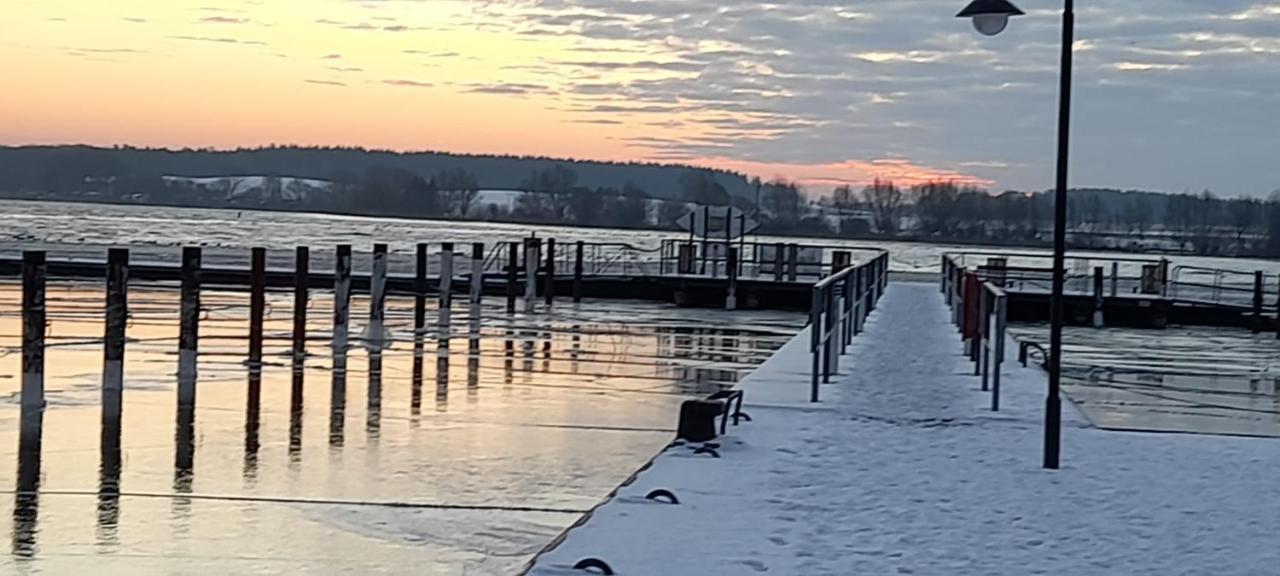 Ferienanlage Mueritz Seeromantik Sietow Dorf Extérieur photo
