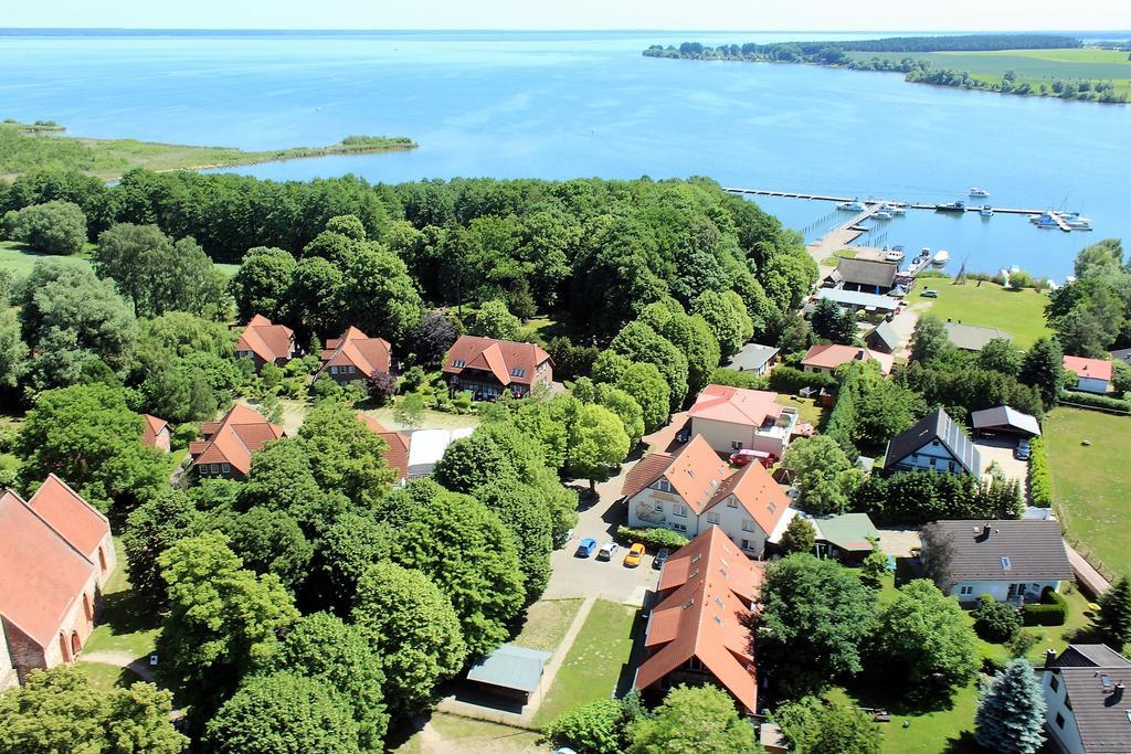 Ferienanlage Mueritz Seeromantik Sietow Dorf Extérieur photo